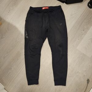Nike Tech Black Joggers